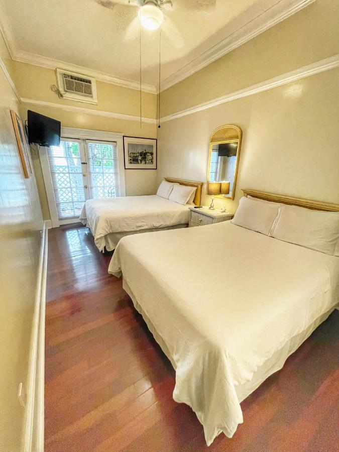 The Casablanca Hotel Кей Уест Екстериор снимка